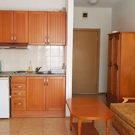 Apartament Elit 2 Self-catered One Bedroom *